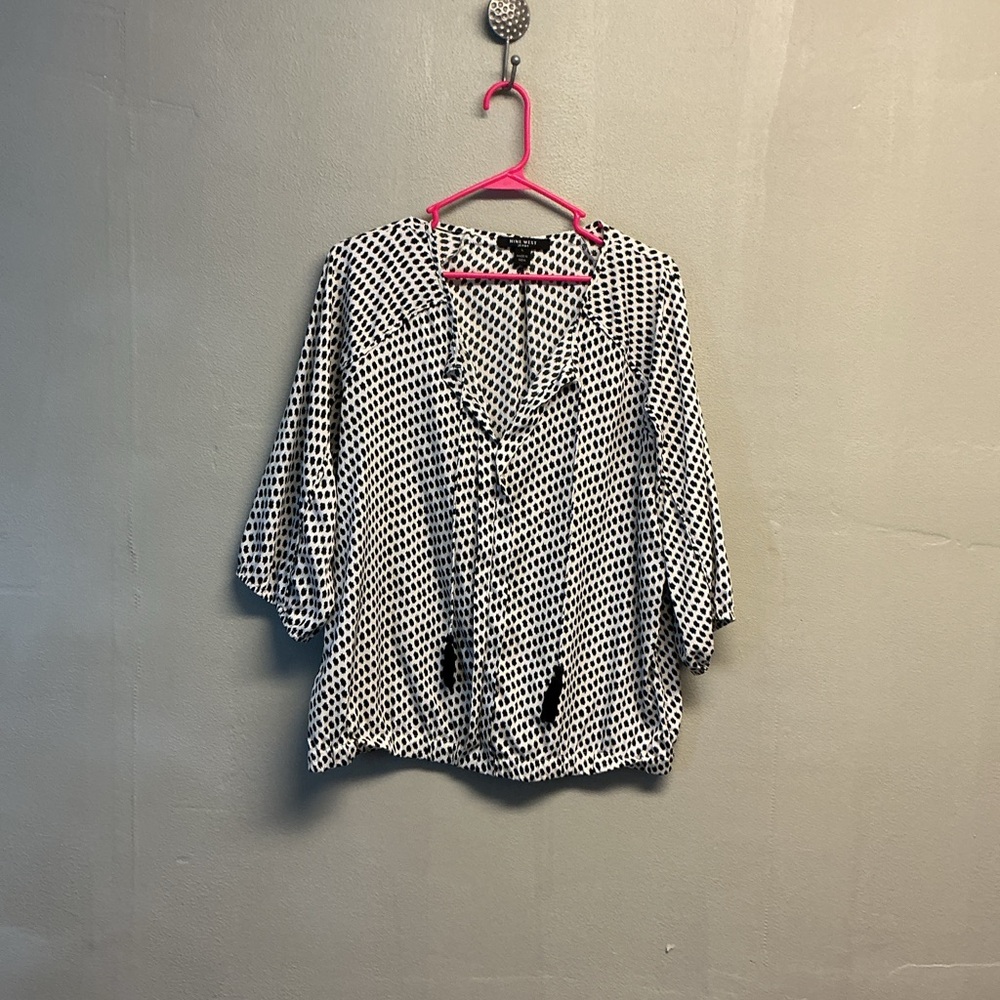Nine West Monochrome Patterned Blouse size large 0111